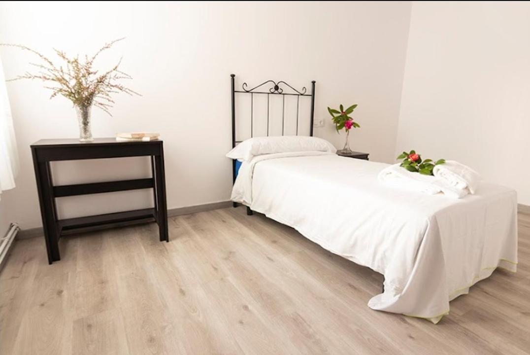 Hostal San Cristobal - Pontedeume المظهر الخارجي الصورة