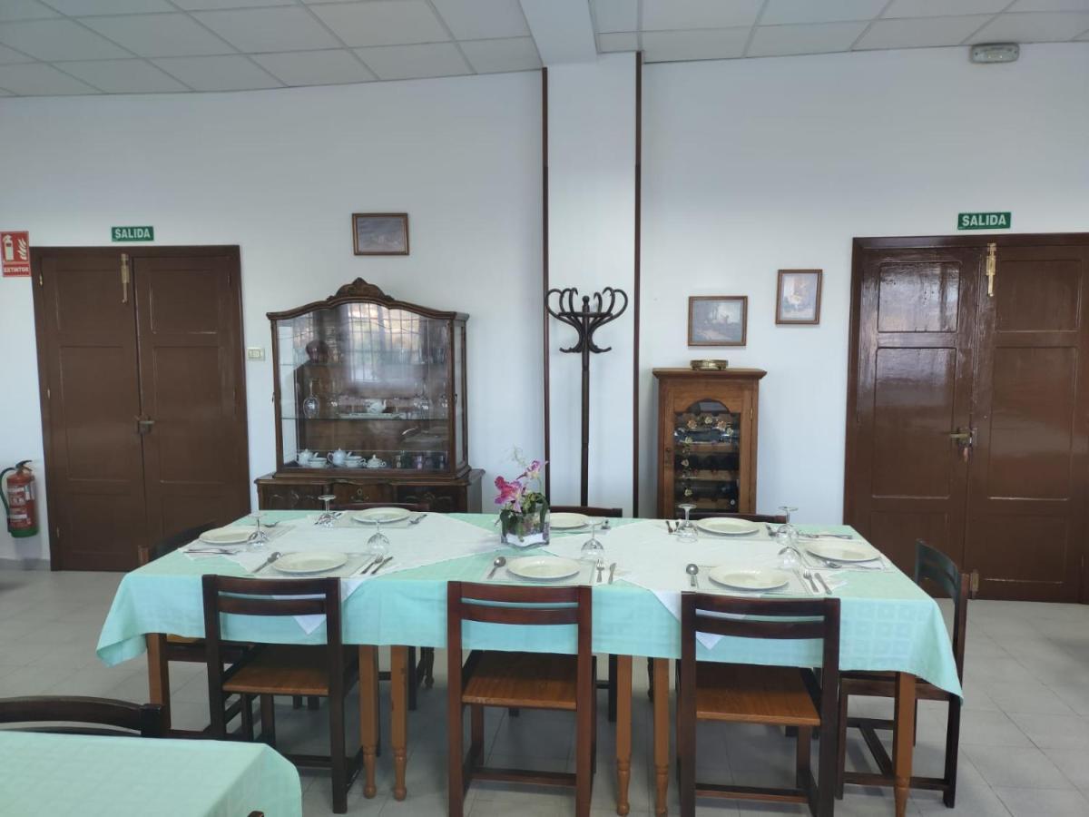 Hostal San Cristobal - Pontedeume المظهر الخارجي الصورة