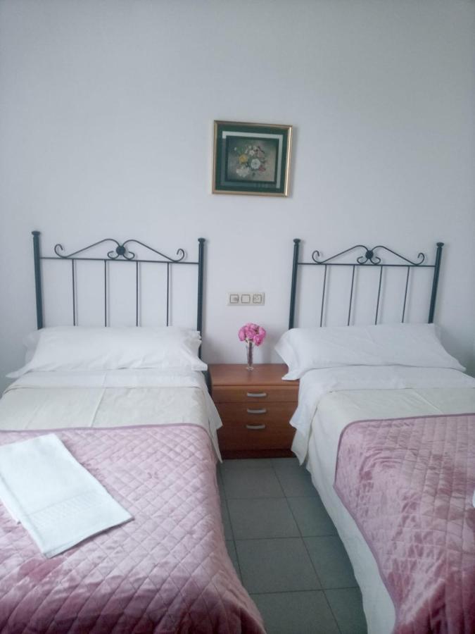 Hostal San Cristobal - Pontedeume المظهر الخارجي الصورة