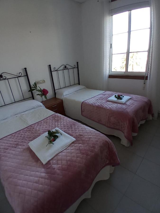 Hostal San Cristobal - Pontedeume المظهر الخارجي الصورة